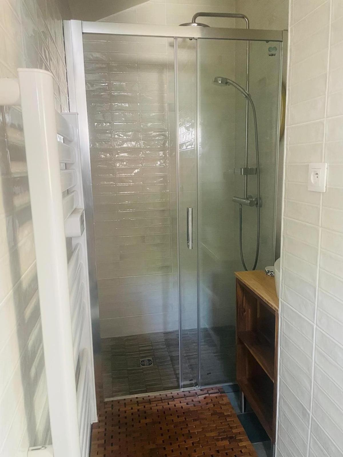 Cabane De Penelope Avec Spa Prive Centre-Ville Et Plage Андерно-ле-Бэн Экстерьер фото